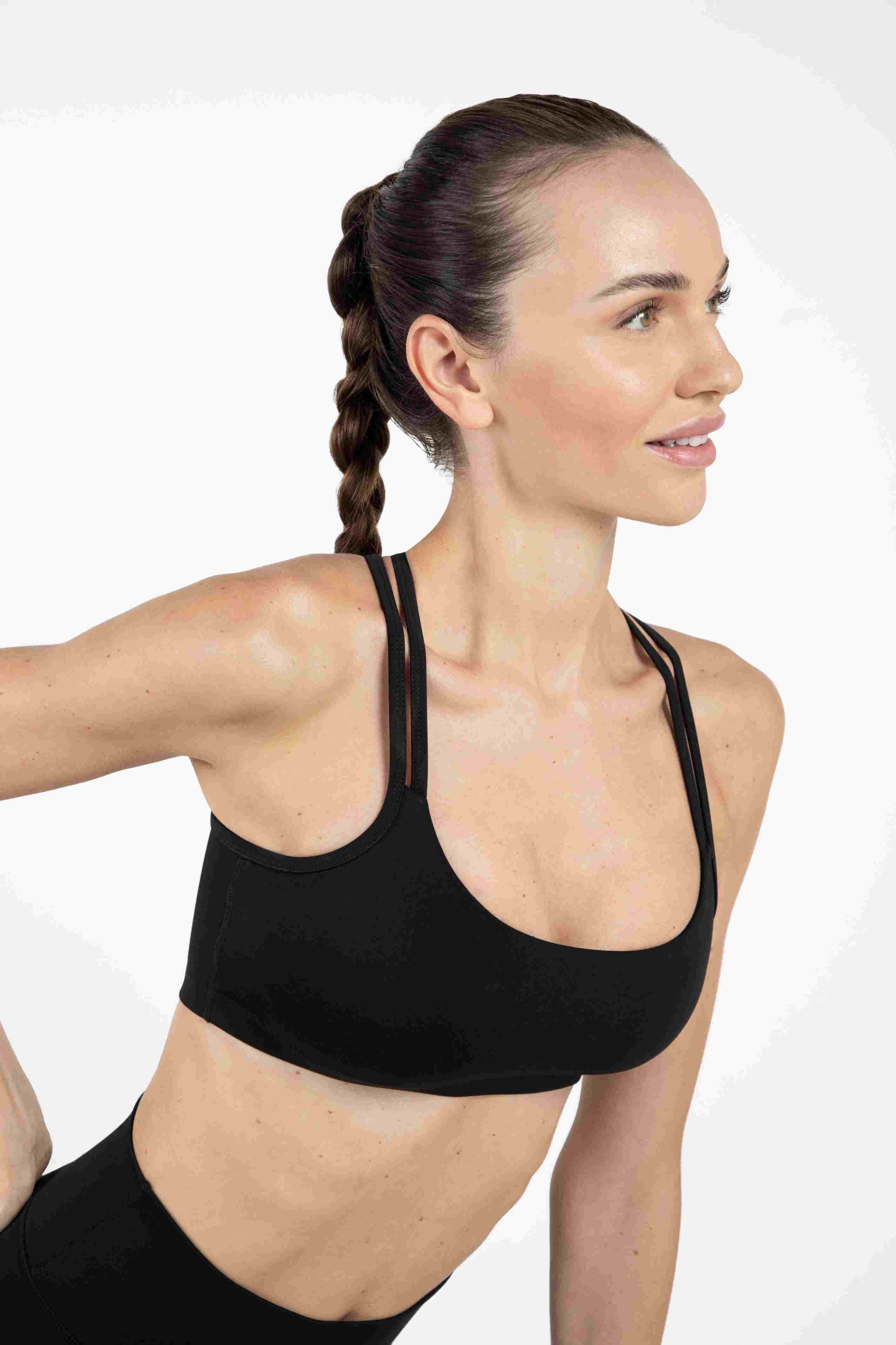 Overlapping Strappy Sports Bra Black
